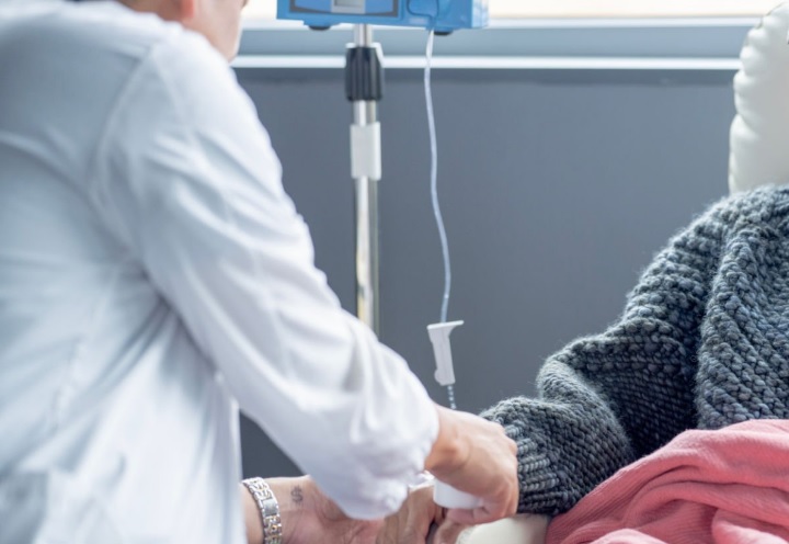 Czy współczesna onkologia pozwala lepiej dopasować leczenie do wieku, stanu zdrowia i typu nowotworu?