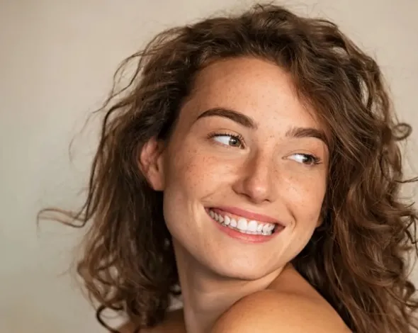 Dlaczego warto mieć w domowej apteczce żele do pielęgnacji zębów?